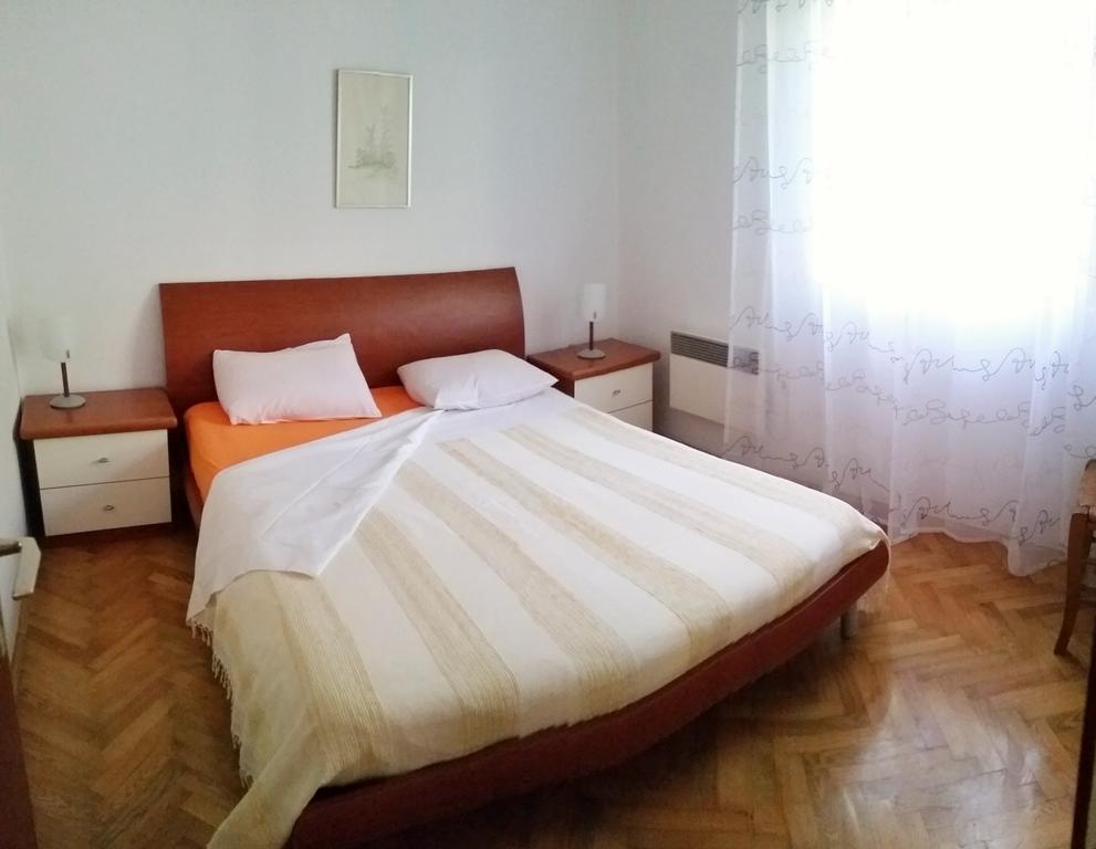 Holiday Home Nona Drage Luaran gambar